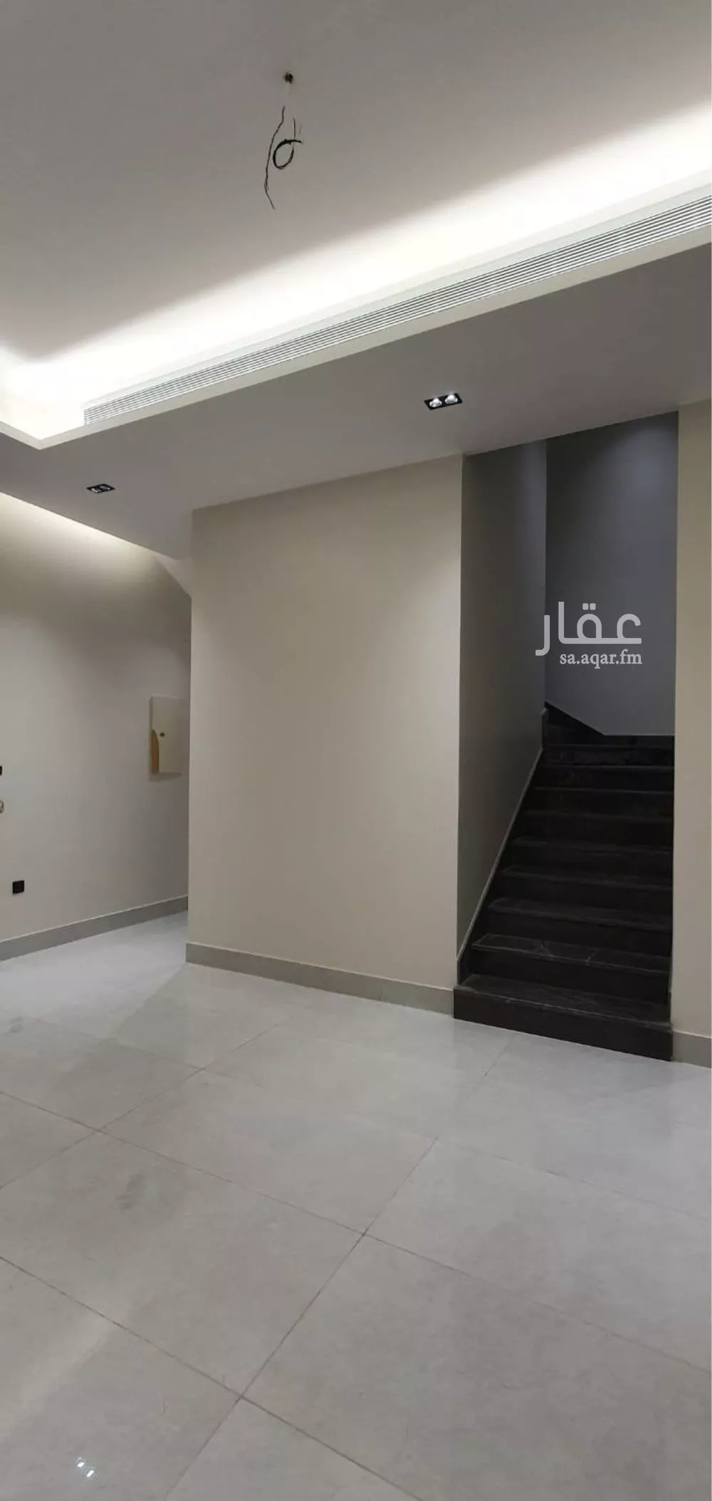 فيلا 6 غرف في العارض 7