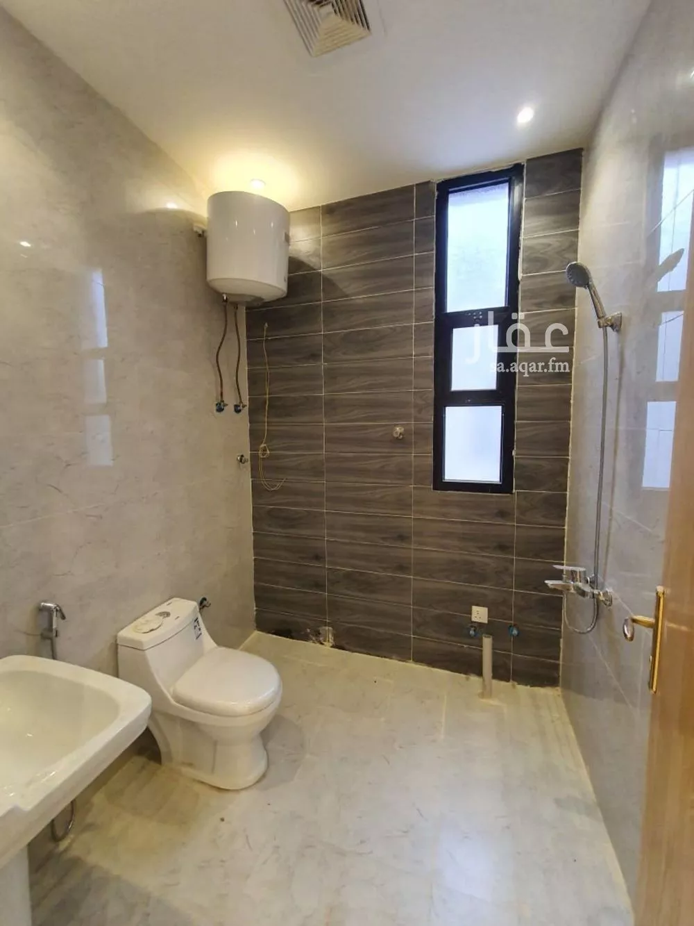 5 bedroom villa in Tuwaiq 12