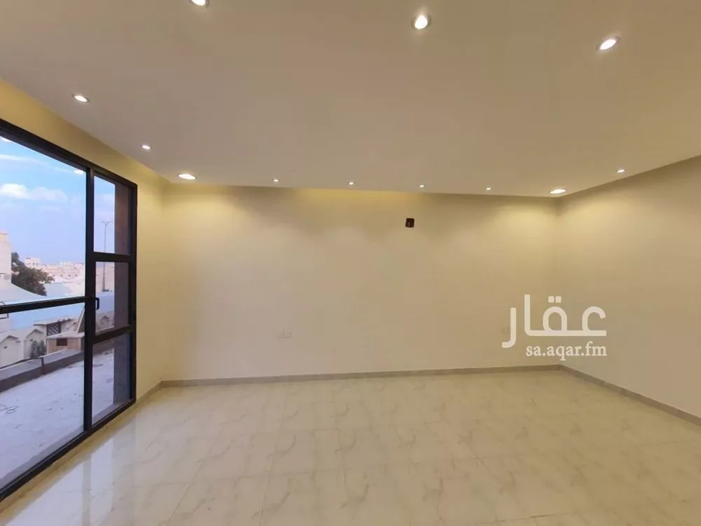 5 bedroom villa in Tuwaiq 20