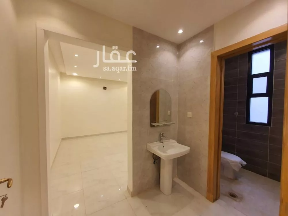 5 bedroom villa in Tuwaiq 21