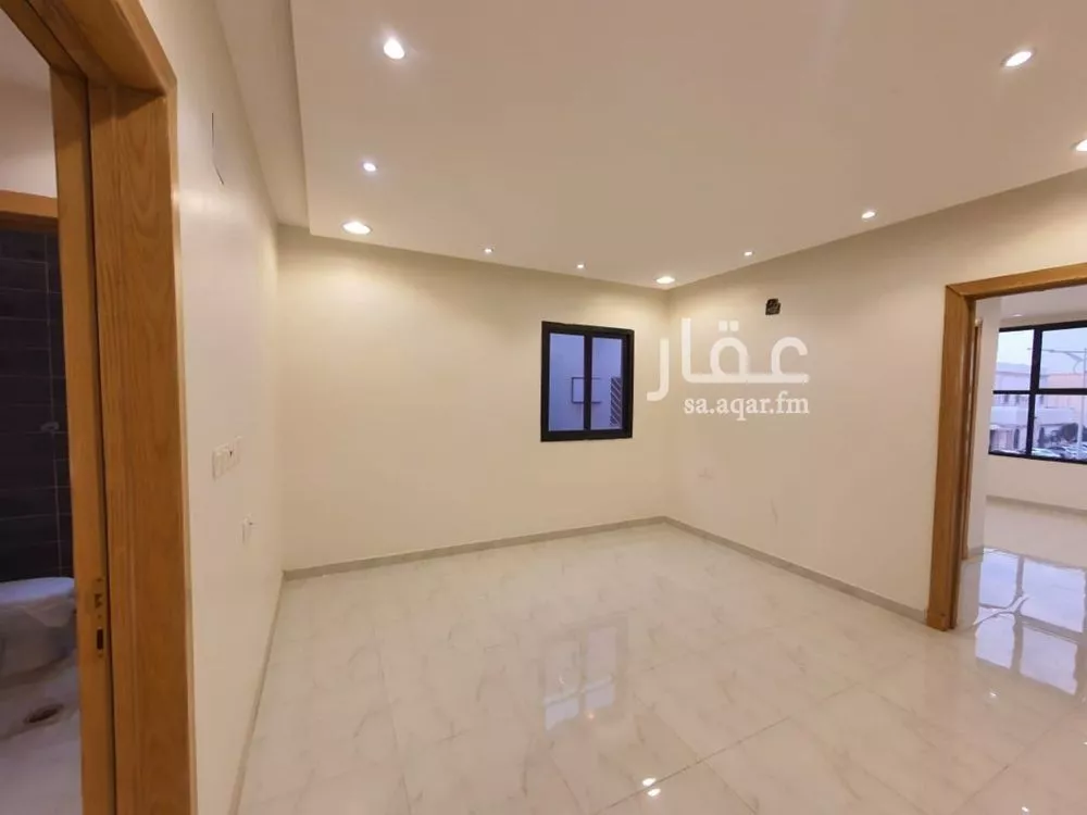5 bedroom villa in Tuwaiq 8