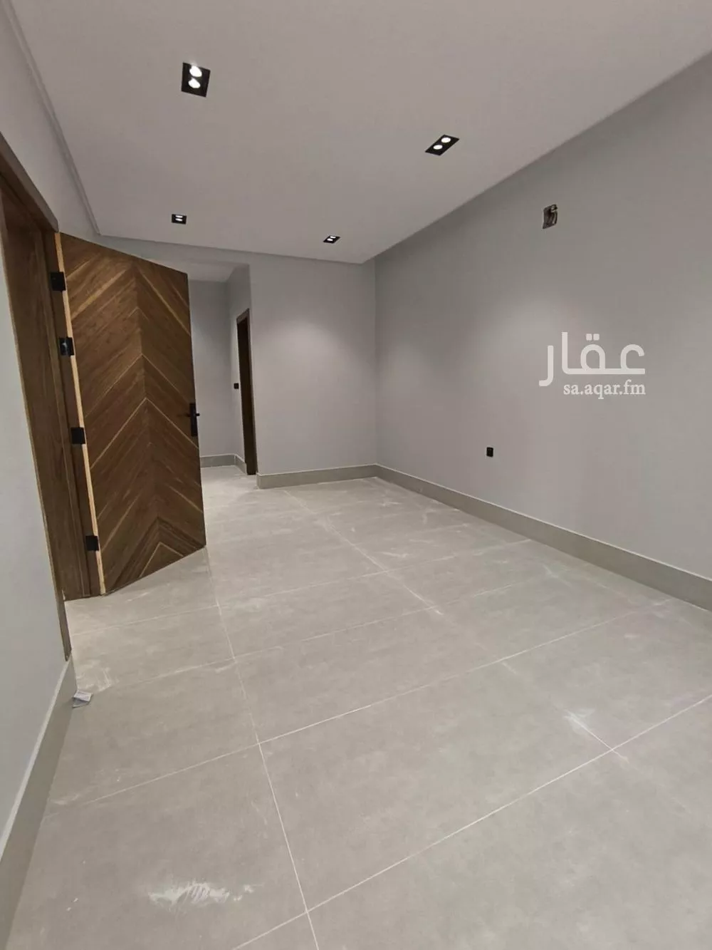 5 bedroom villa in Okaz 9