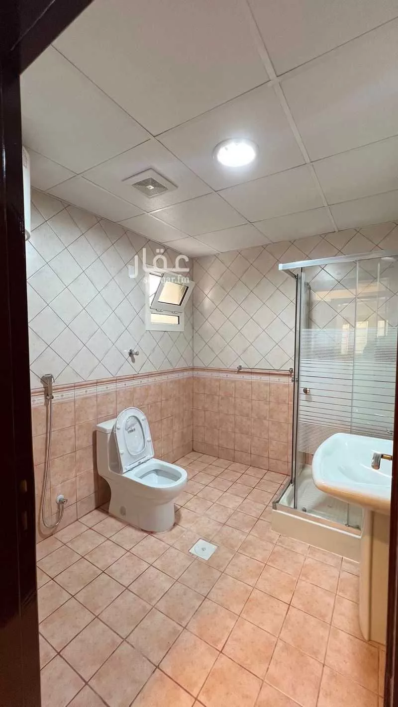 4 bedroom apartment in Al Mazrouiyah 3