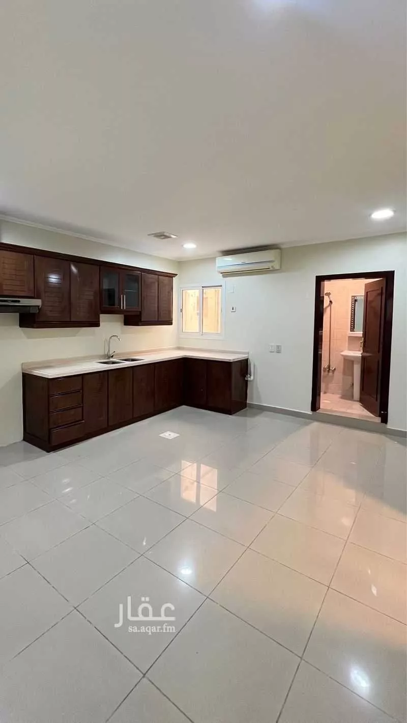 4 bedroom apartment in Al Mazrouiyah 7
