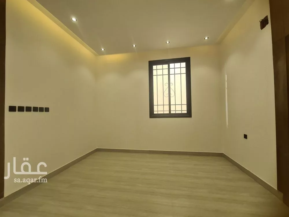 5 bedroom duplex in Okaz 11