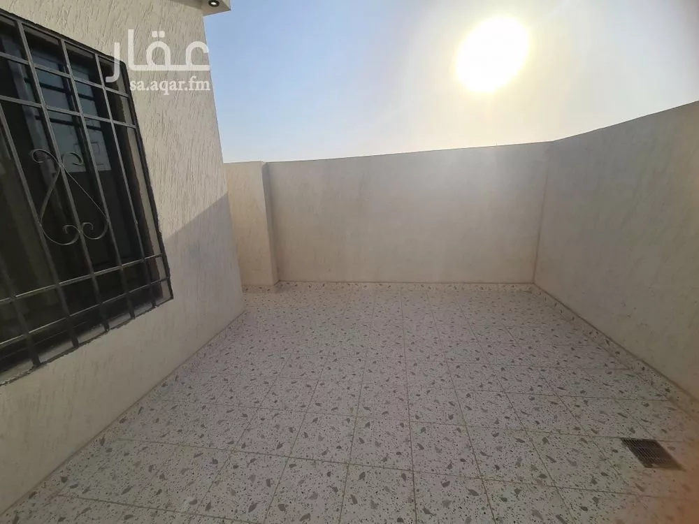 5 bedroom duplex in Okaz 20