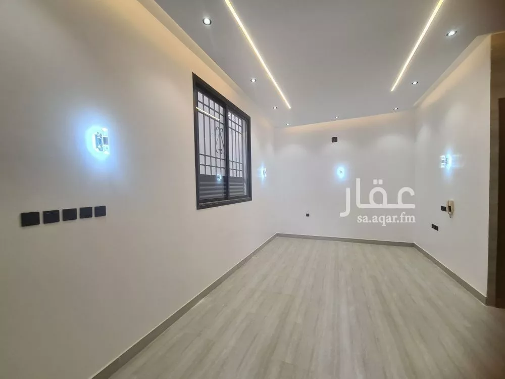 5 bedroom duplex in Okaz 6
