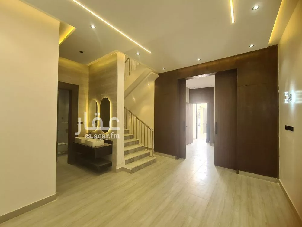 5 bedroom duplex in Okaz 7