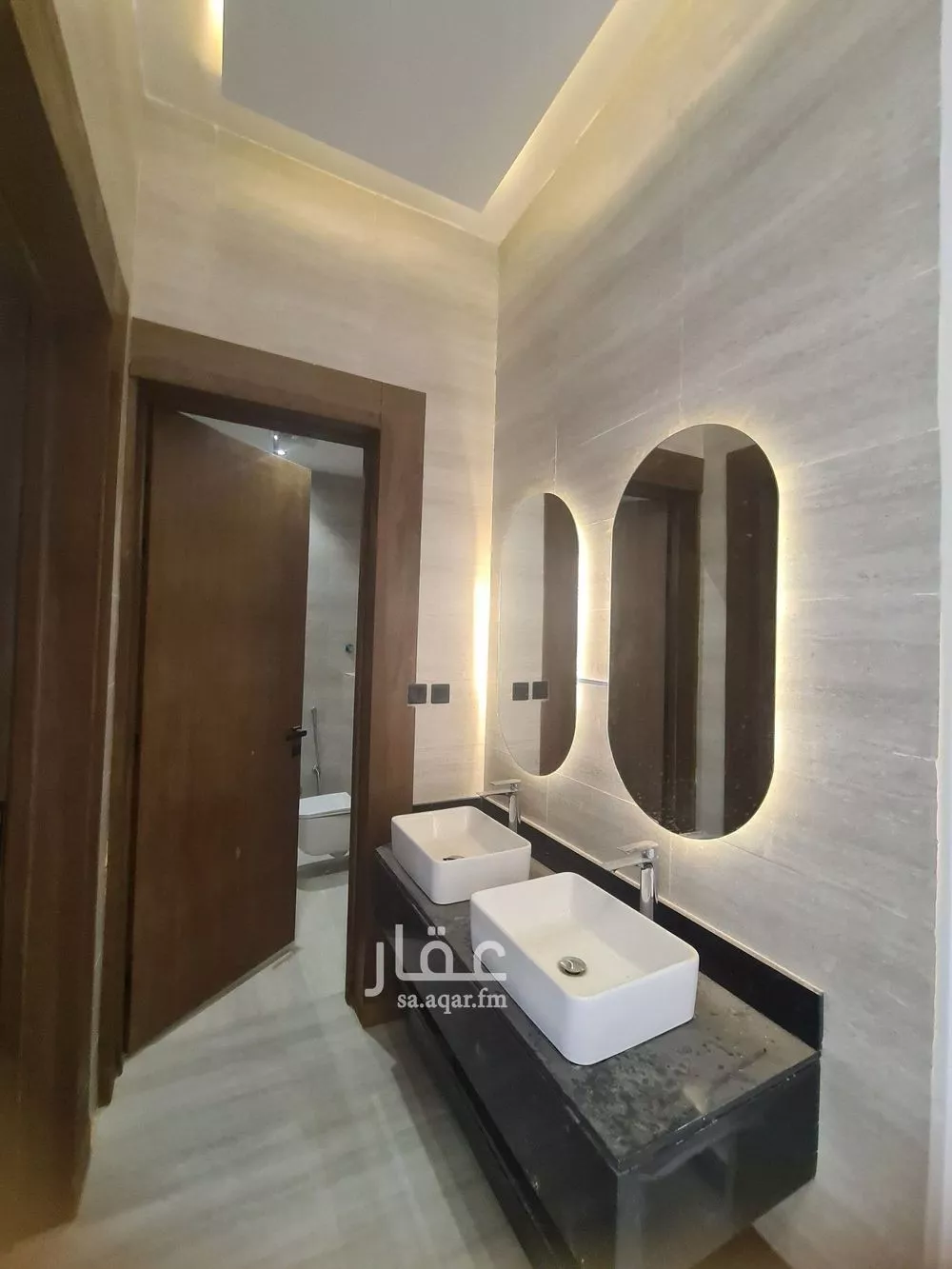 5 bedroom duplex in Okaz 9