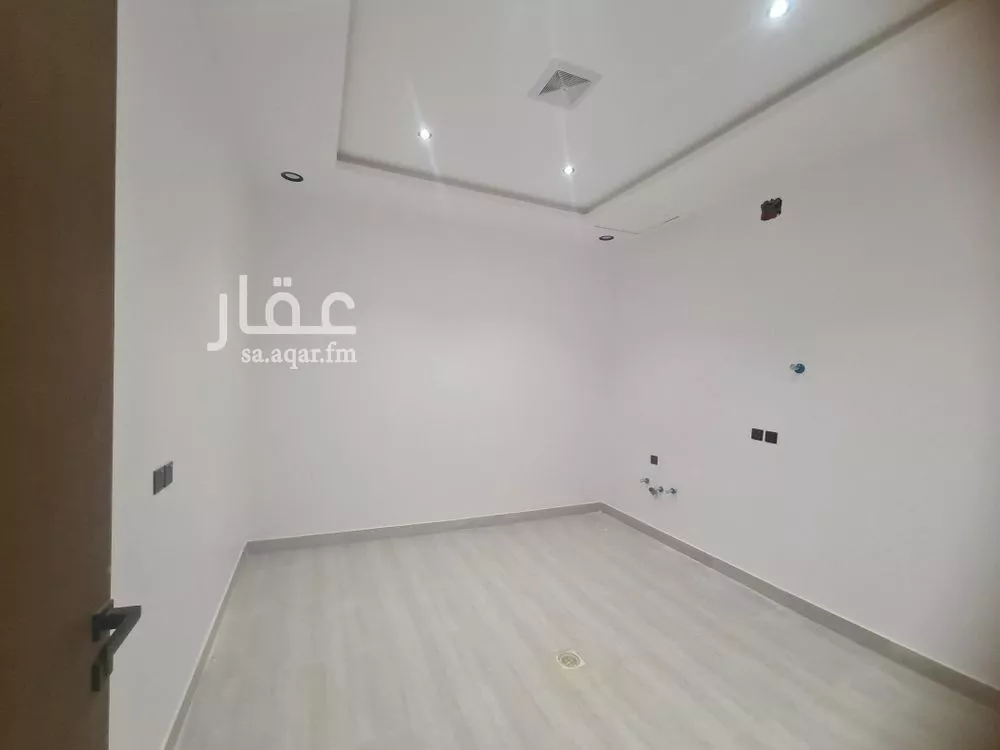 5 bedroom duplex in Okaz 10