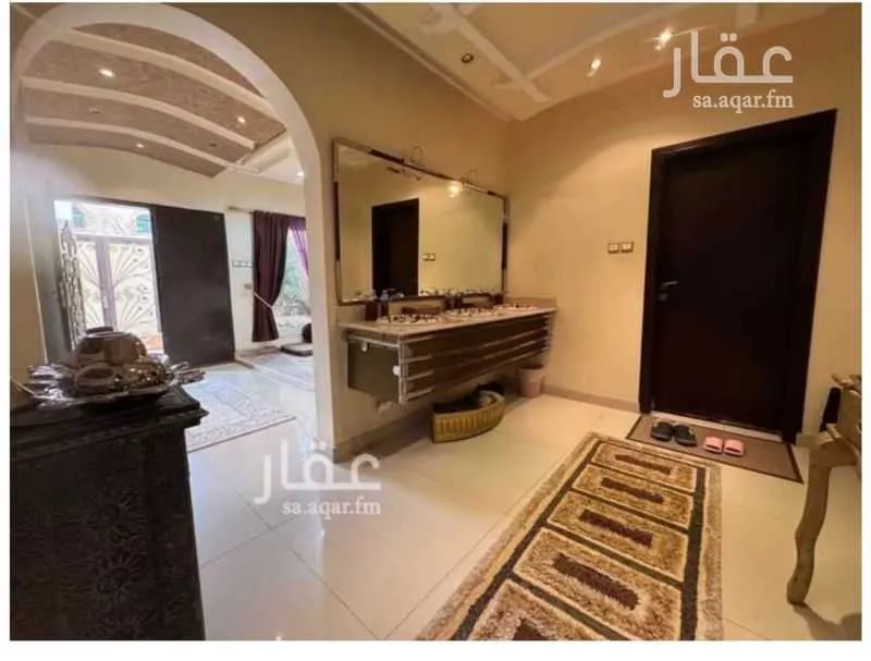 فيلا 7 غرف في الخليج 4