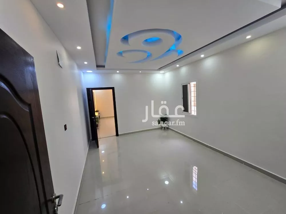5 bedroom apartment in Dahiat King Fahd 21