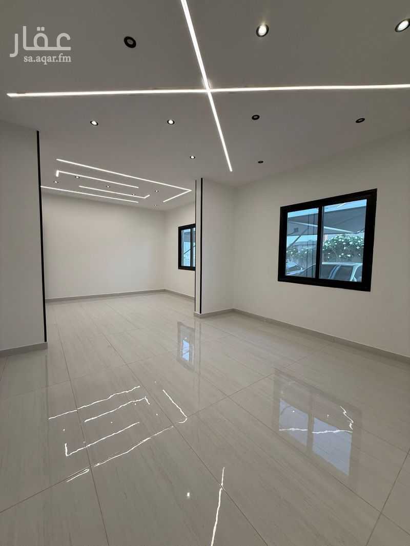 4 bedroom apartment in As Sawari, Eastern Province 7