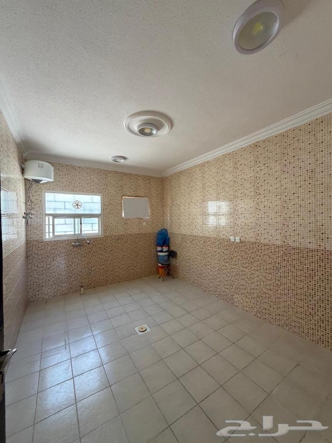 5 bedroom apartment in Al Rimal 8