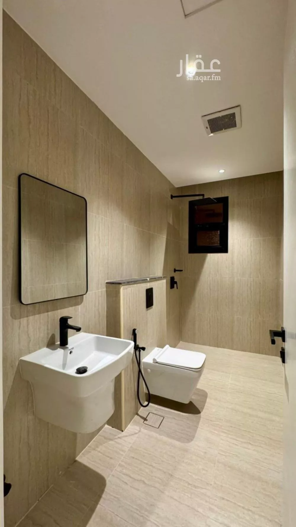 3 bedroom apartment in Al Rimal 9