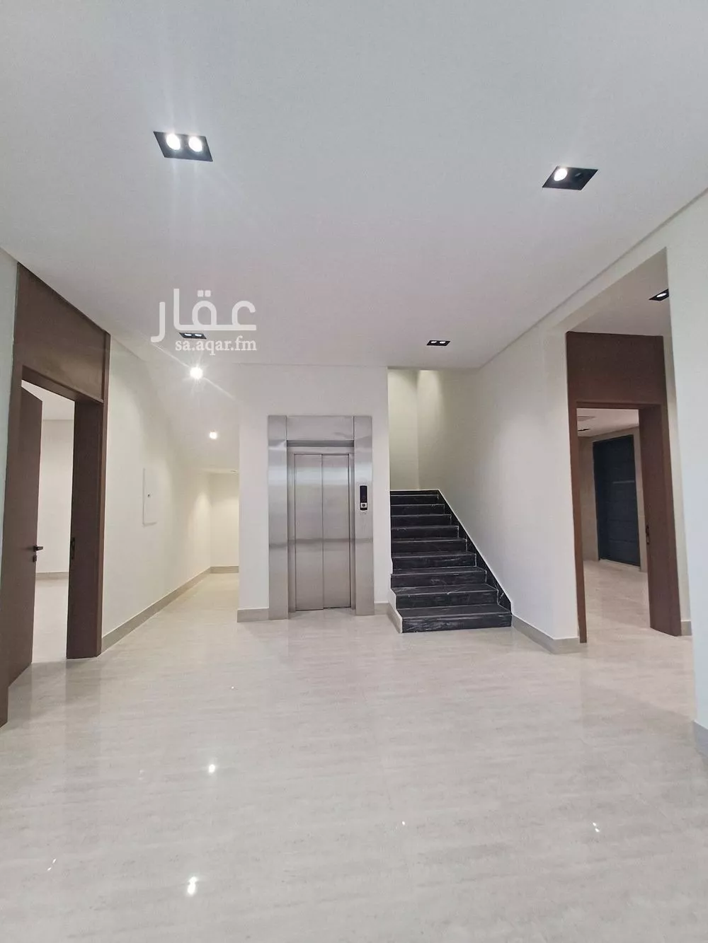 6 bedroom villa in Tuwaiq 11