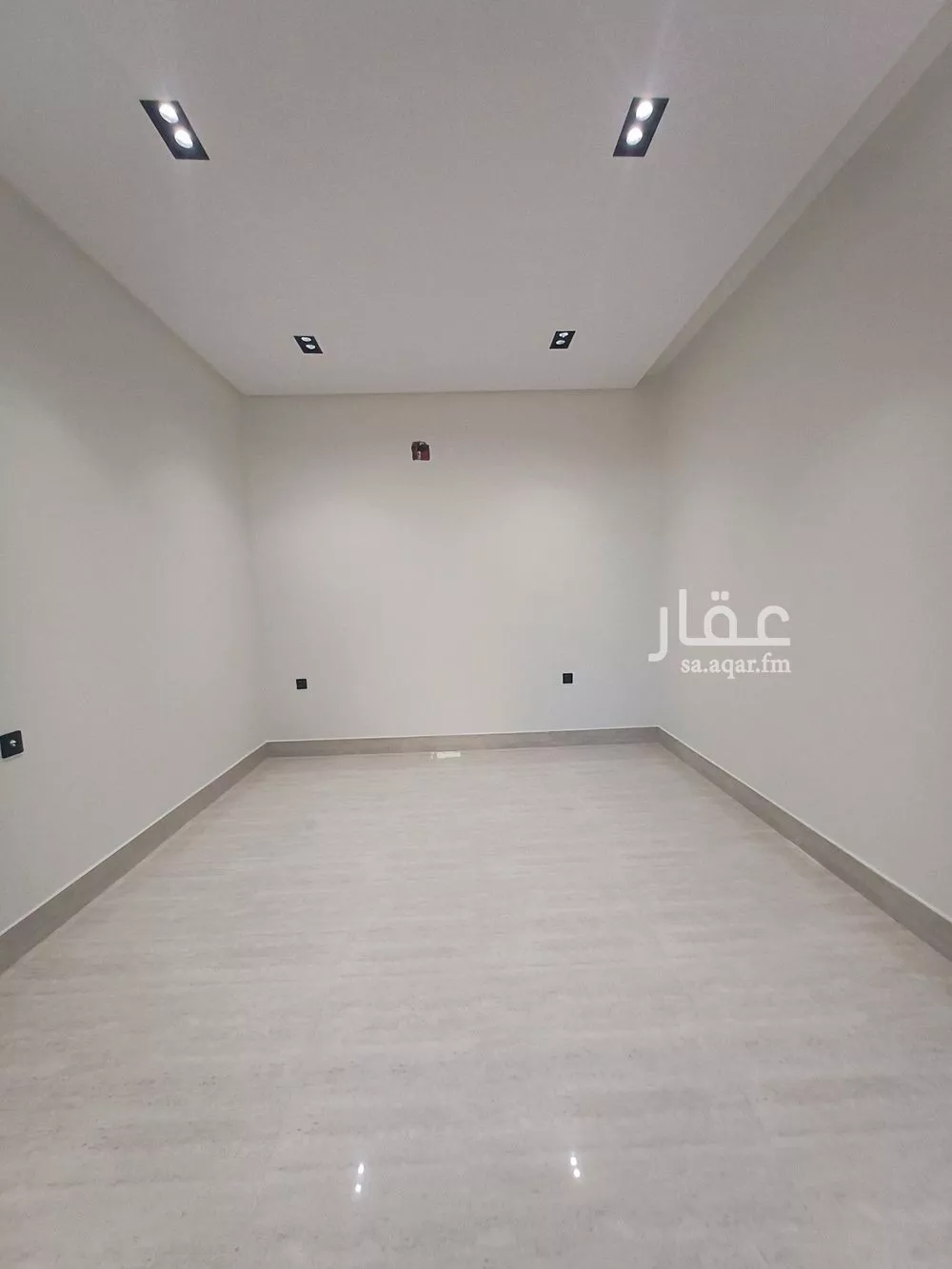 6 bedroom villa in Tuwaiq 14