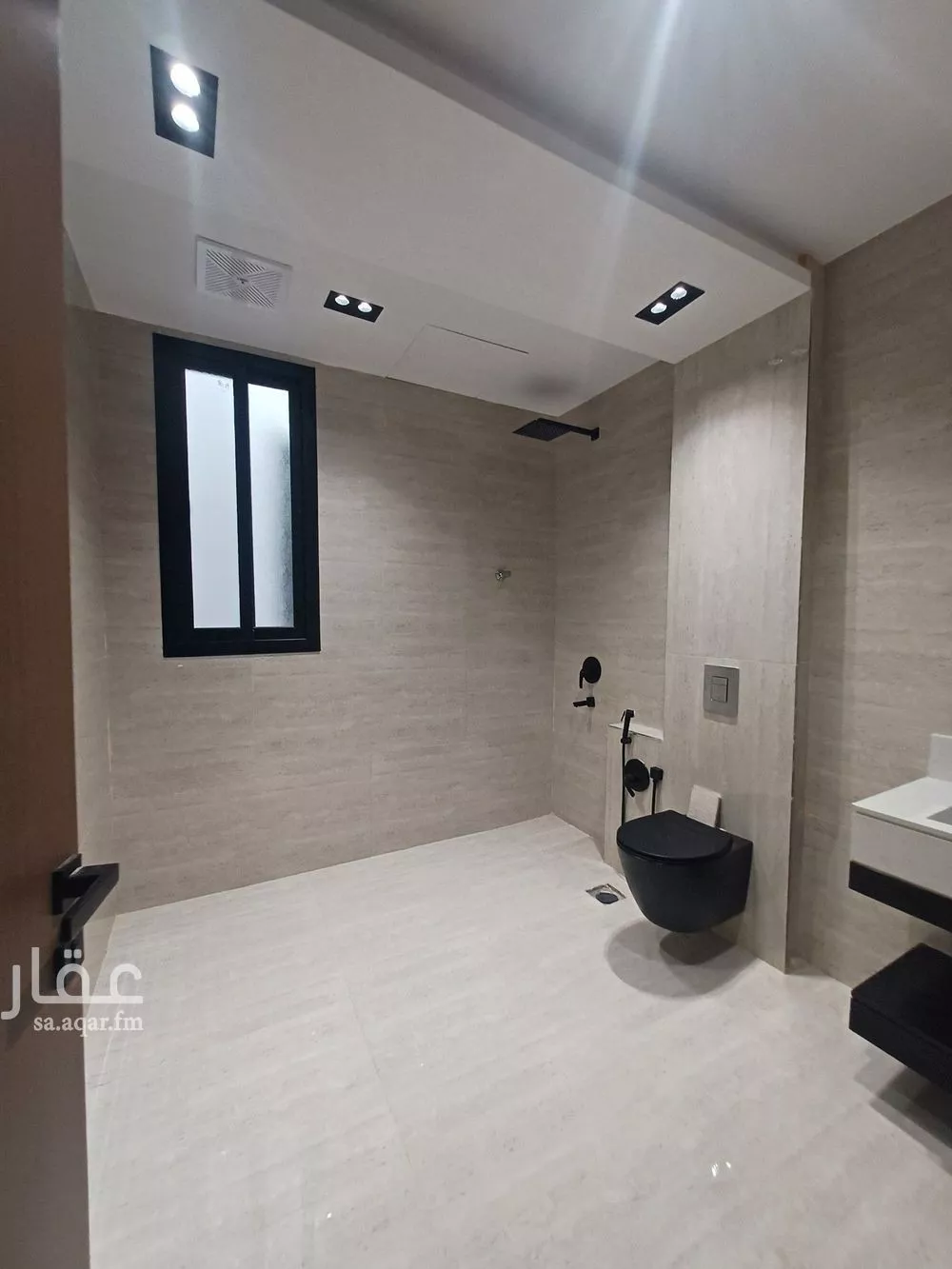 6 bedroom villa in Tuwaiq 21