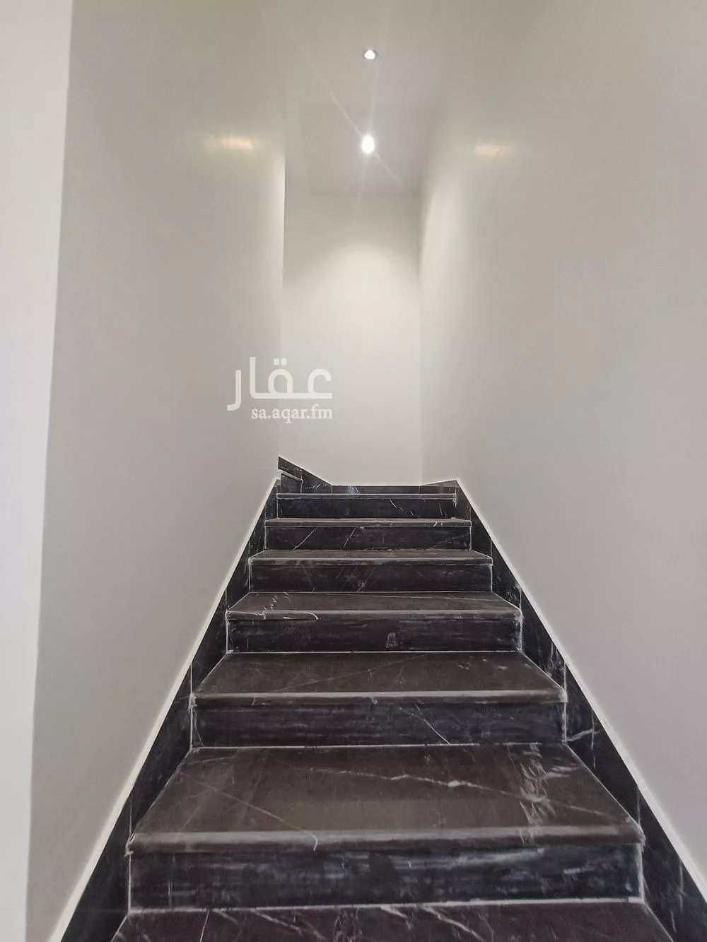 6 bedroom villa in Tuwaiq 6