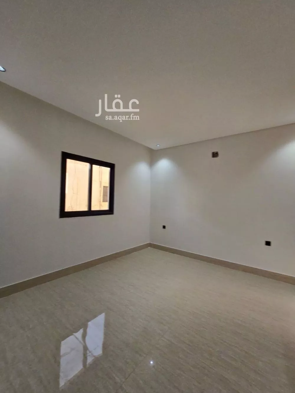 فيلا 5 غرف في طويق 11