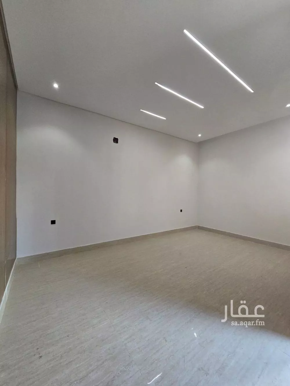 فيلا 5 غرف في طويق 12