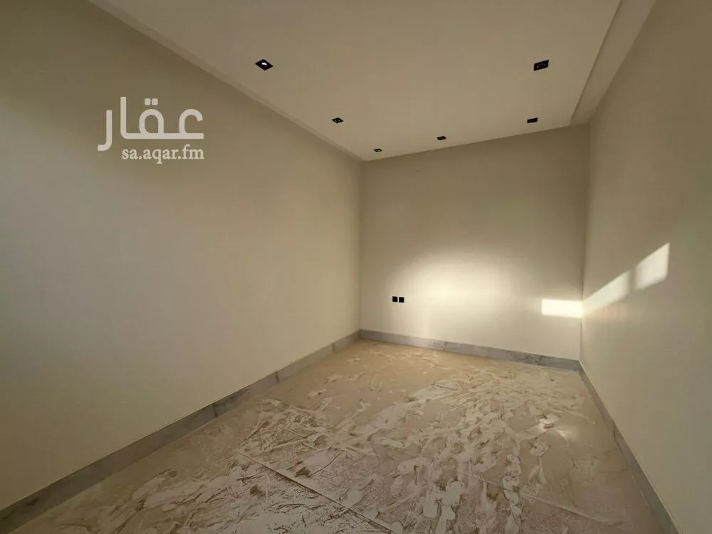 فيلا 5 غرف في طويق 16