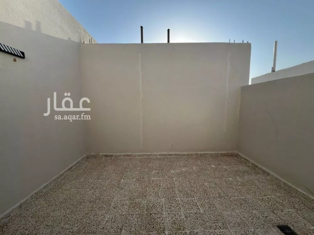فيلا 5 غرف في طويق 19