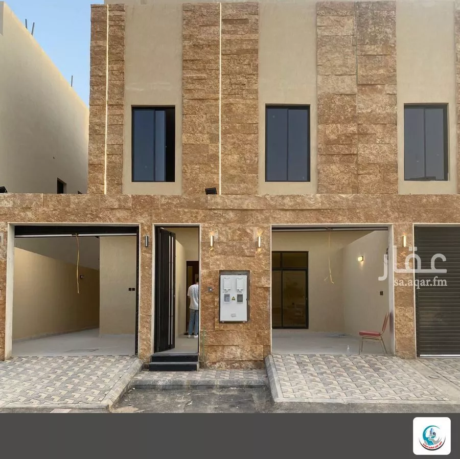 5 bedroom villa in Okaz 2