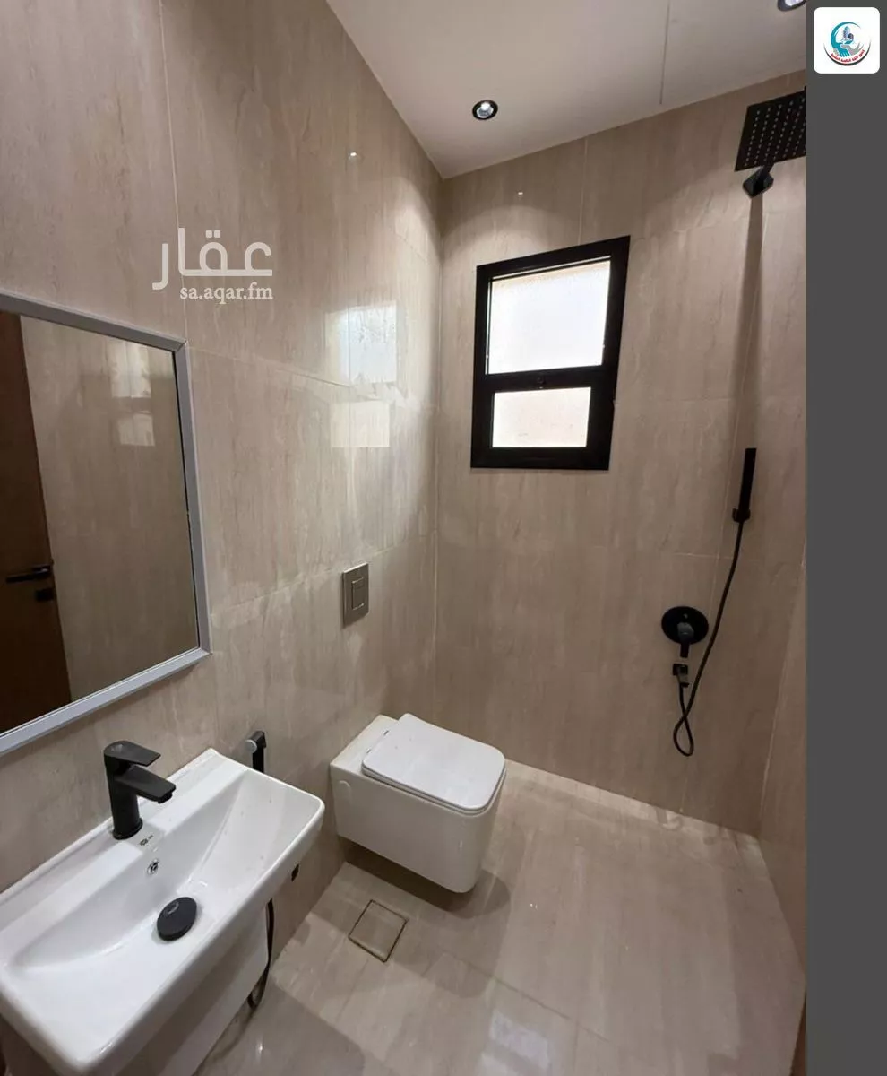 7 bedroom villa in Al Rimal 19