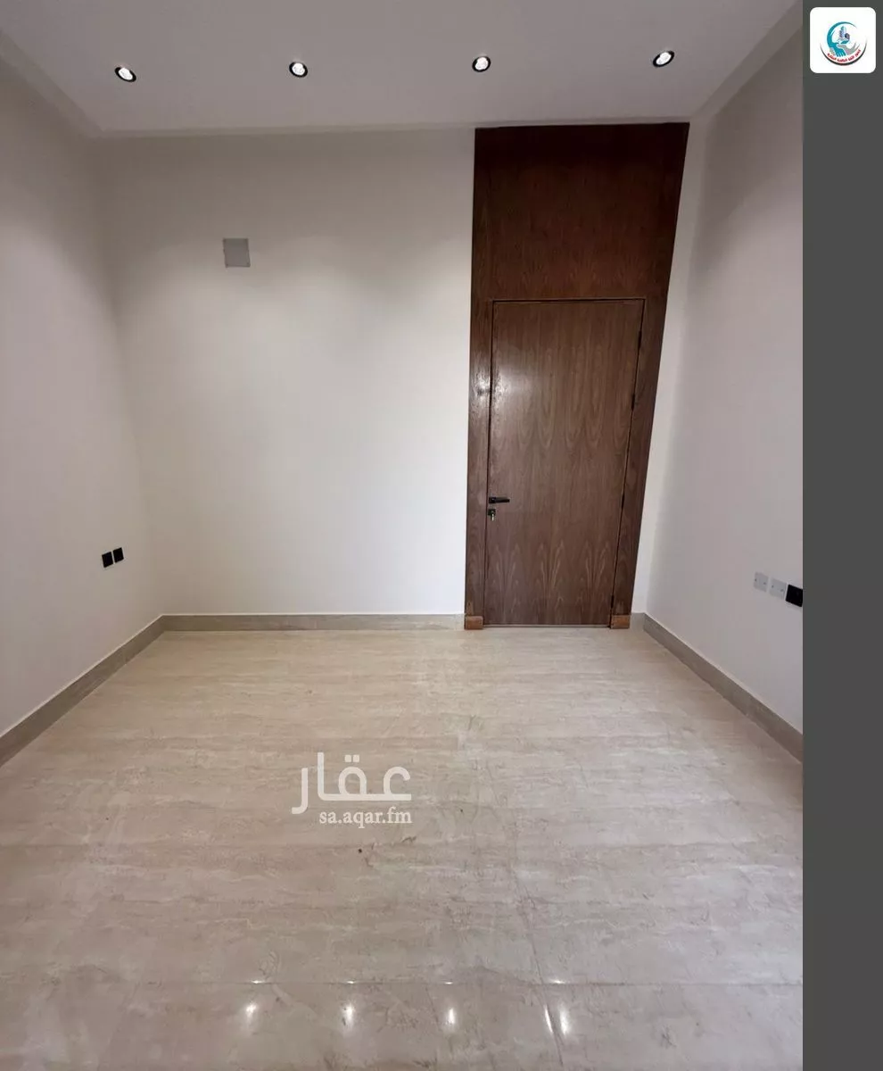 7 bedroom villa in Al Rimal 7