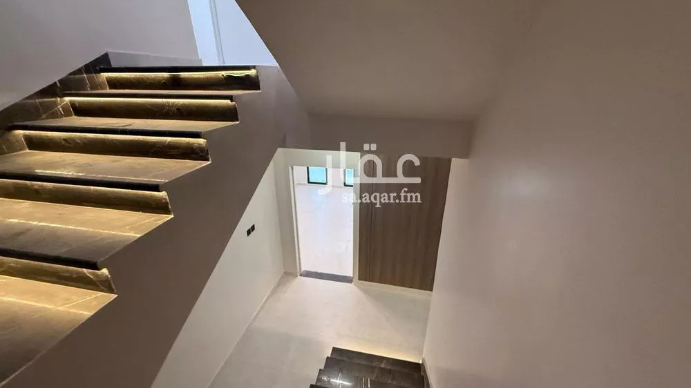 25 bedroom villa in Dhahrat Laban 3