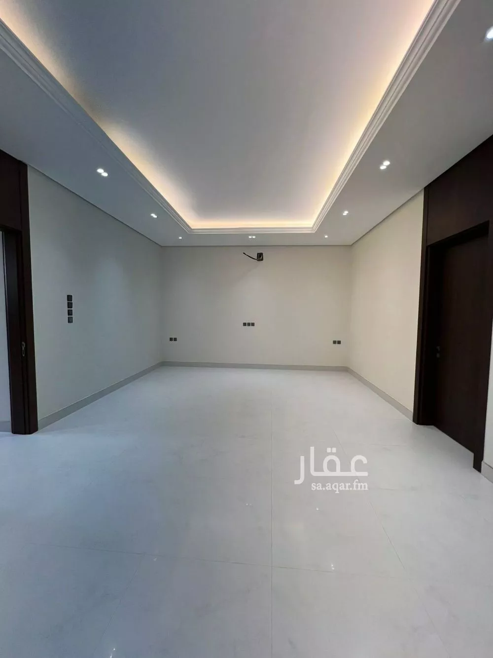 فيلا 6 غرف في ظهرة لبن 24