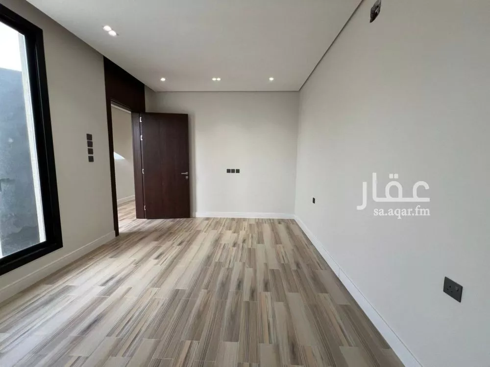 فيلا 6 غرف في ظهرة لبن 4