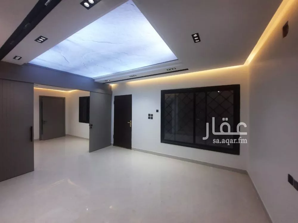 5 bedroom villa in Badr 6