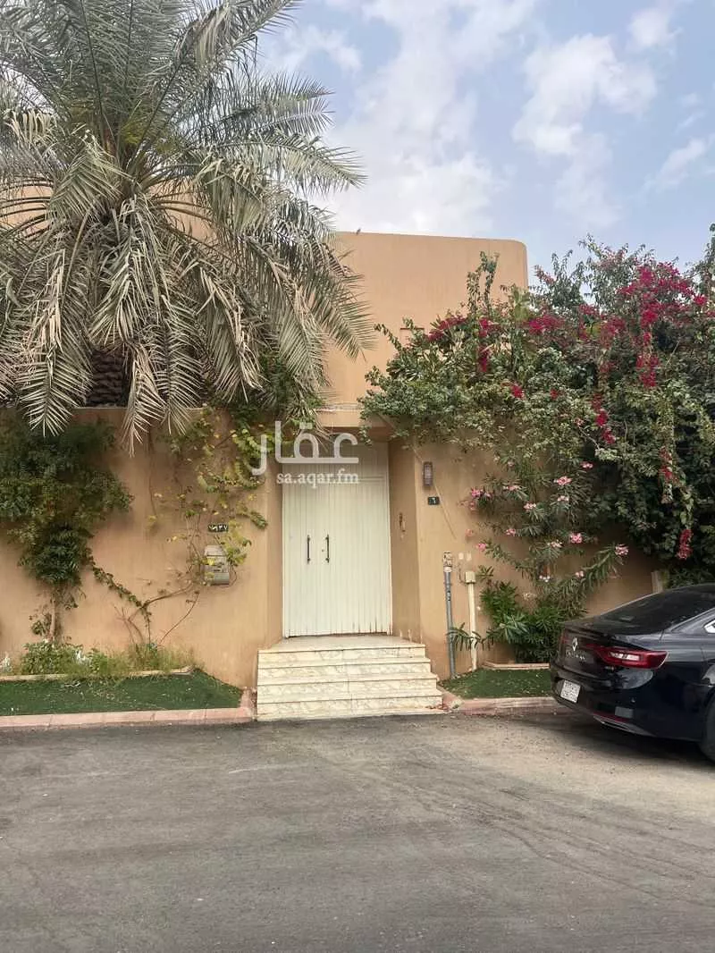 8 bedroom villa in Al Quds 2