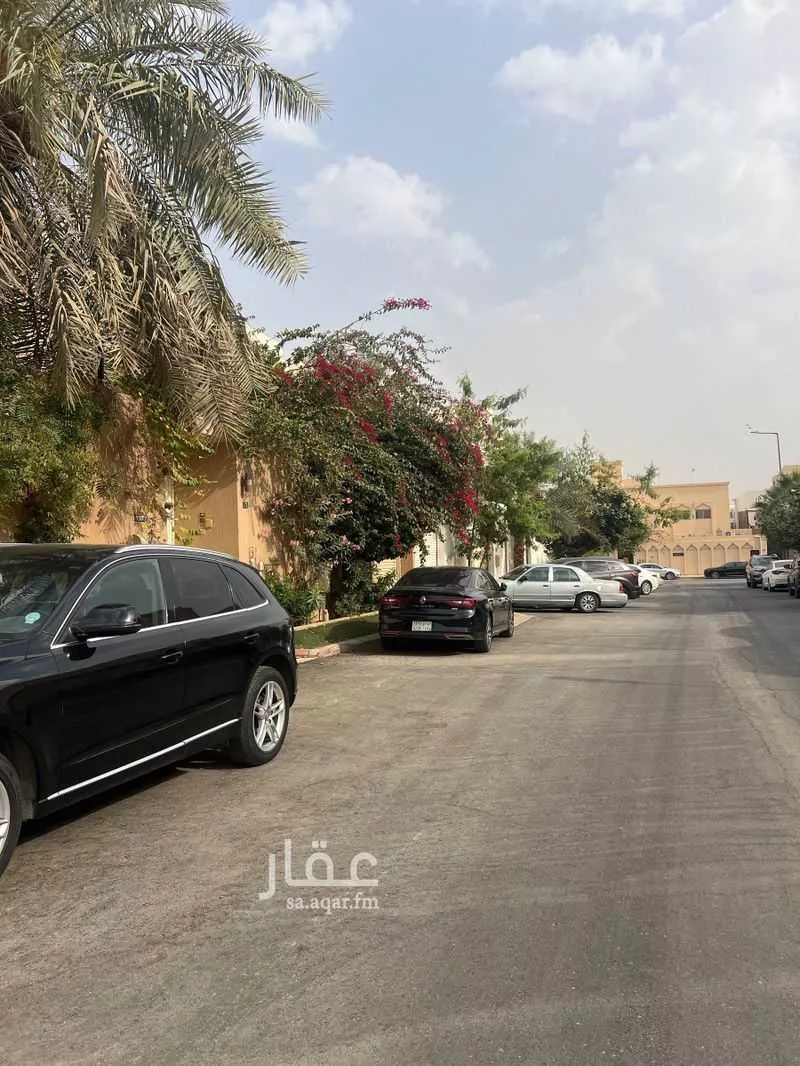 8 bedroom villa in Al Quds 12