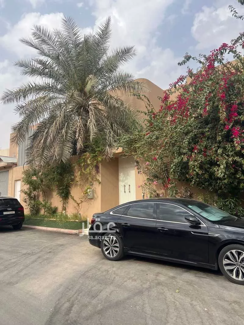 8 bedroom villa in Al Quds 3