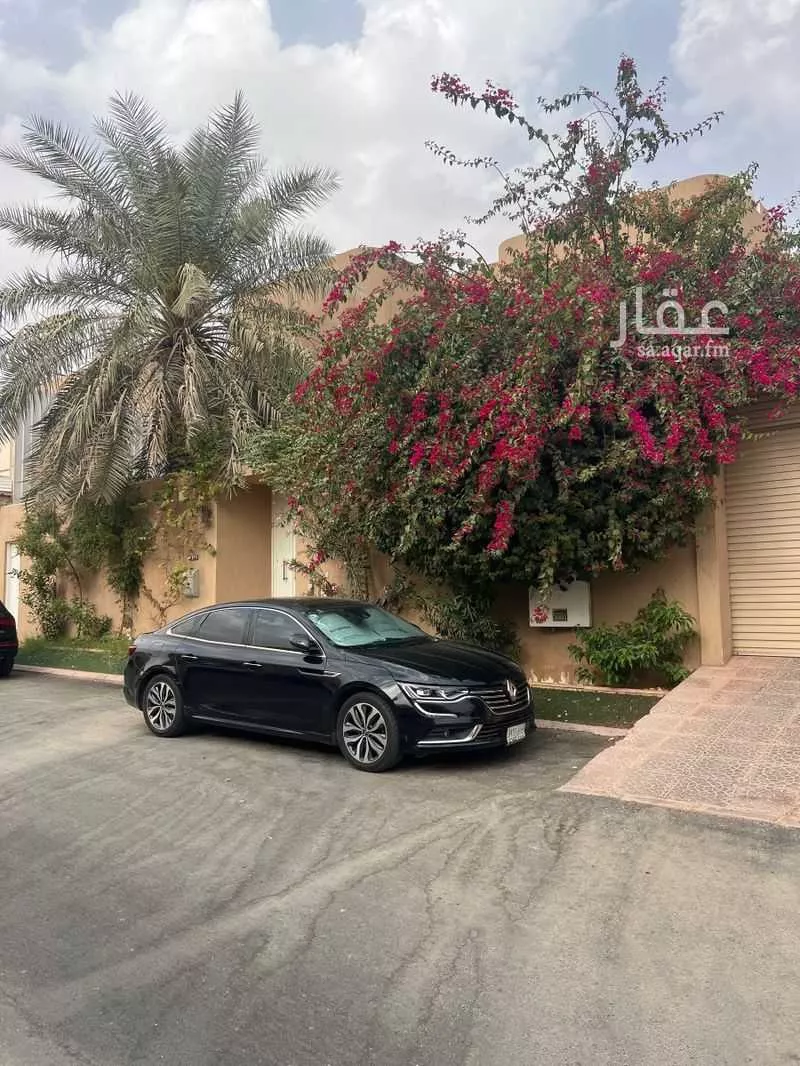 8 bedroom villa in Al Quds 5