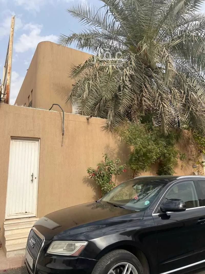 8 bedroom villa in Al Quds 9
