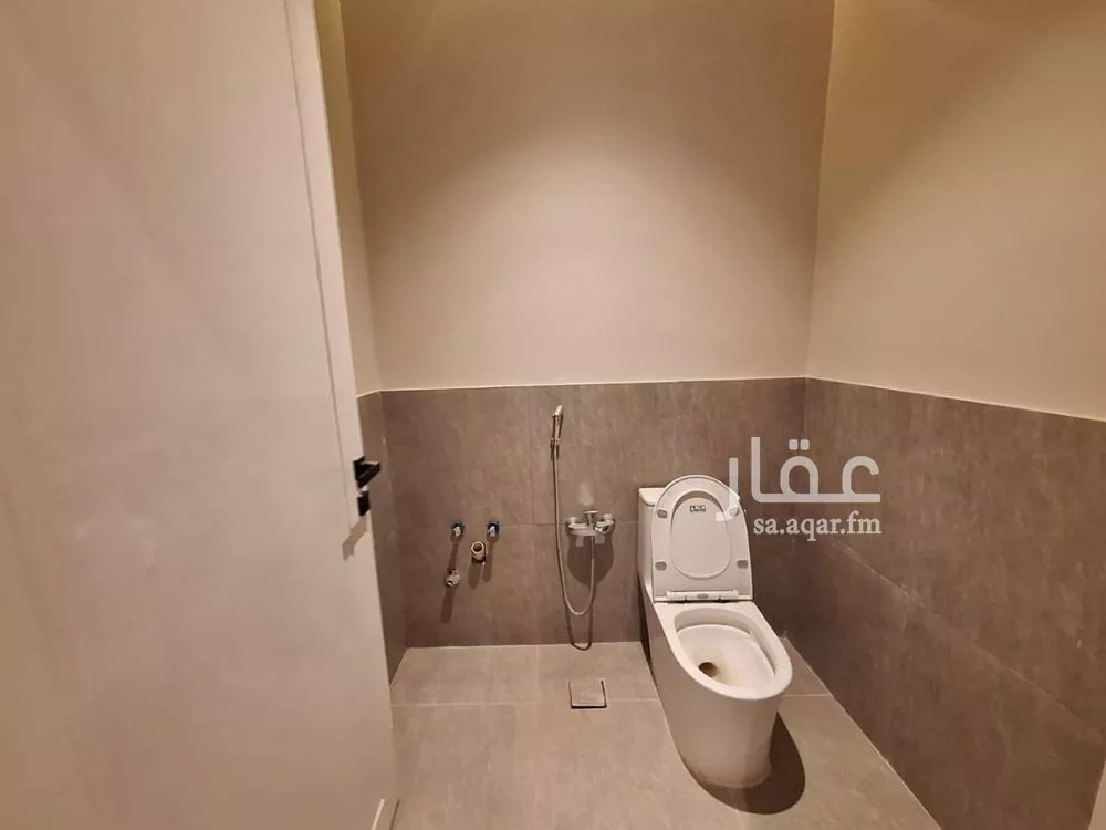 6 bedroom villa in Al Rimal 5
