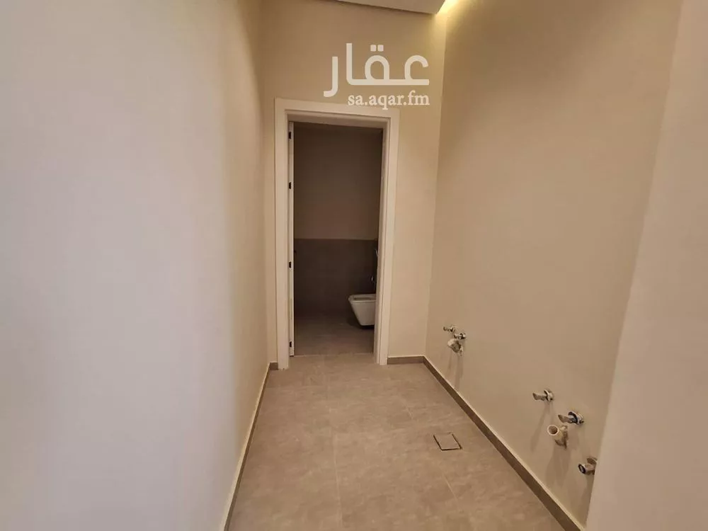 6 bedroom villa in Al Rimal 6