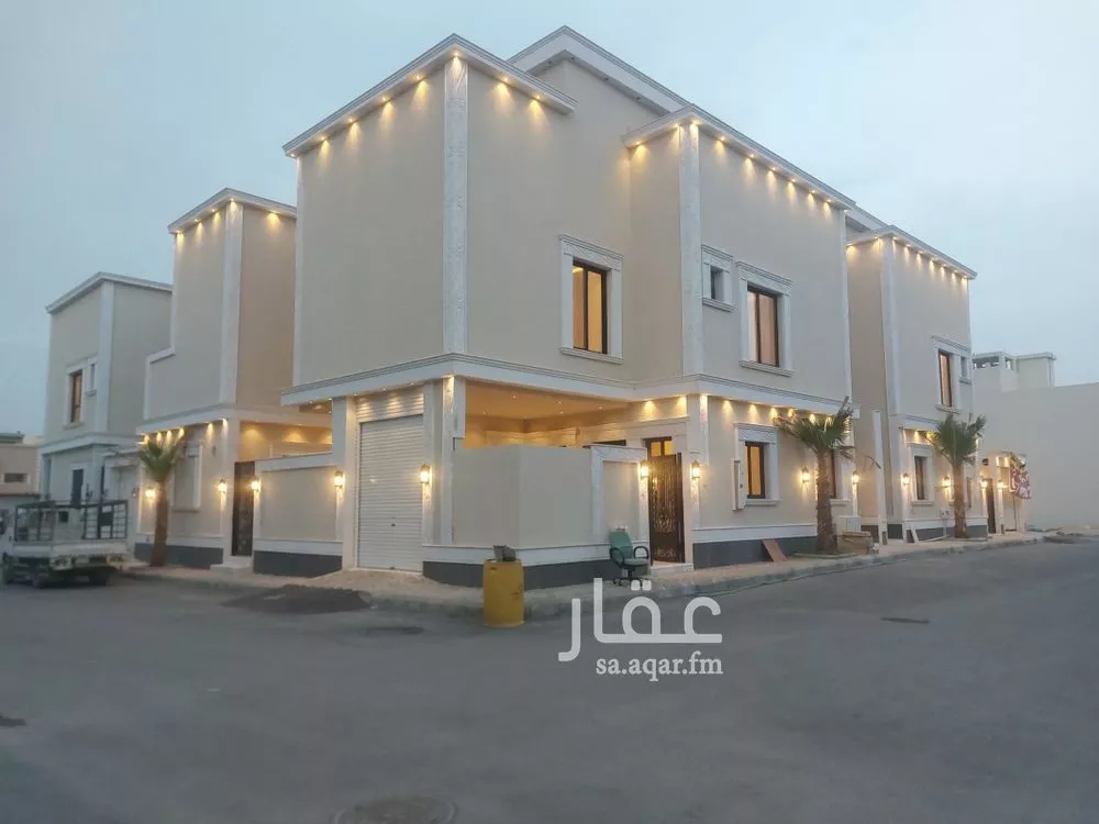 5 bedroom villa in Dhahrat Laban 2
