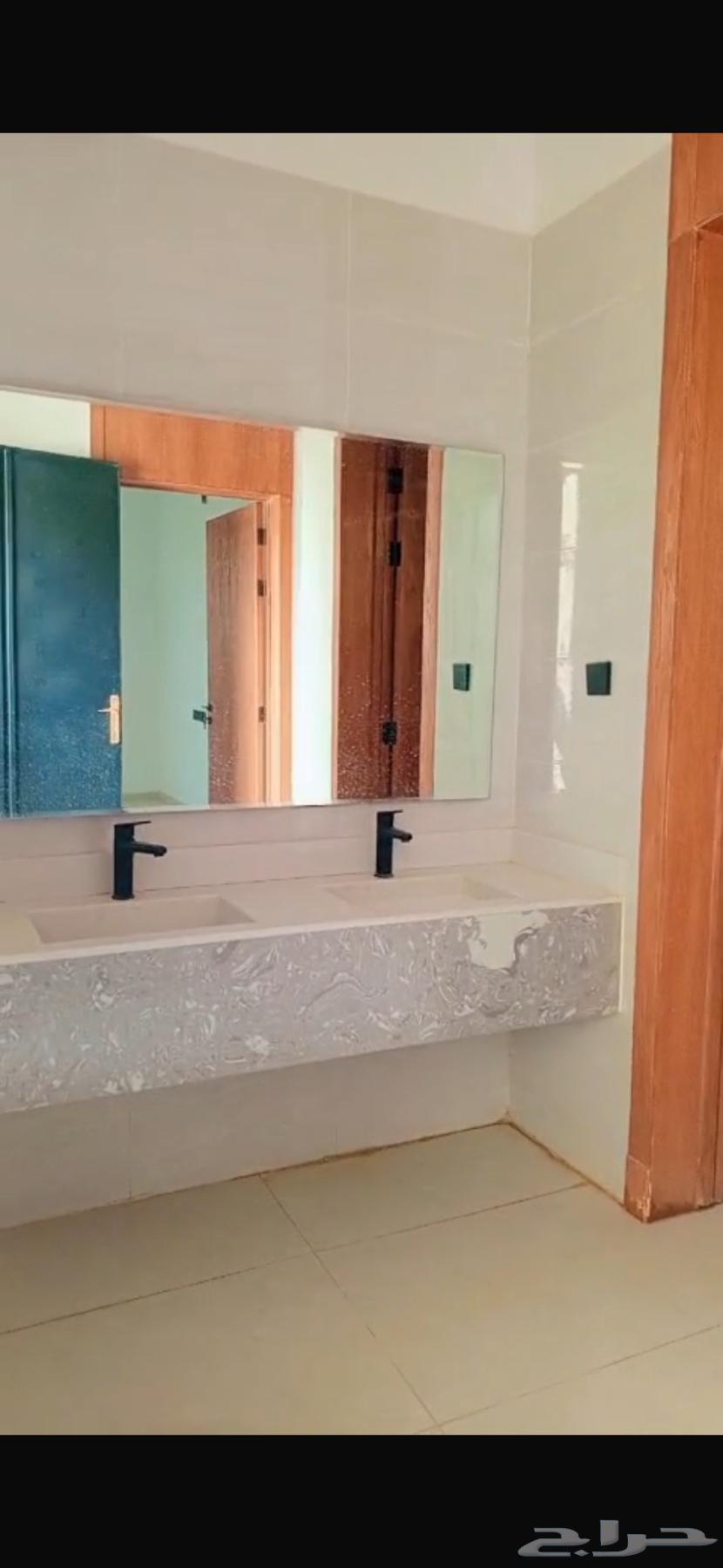 9 bedroom villa in Al Janadriyah 3