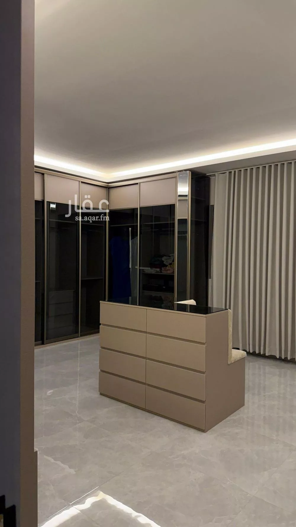 5 bedroom villa in Al Yasmin 12