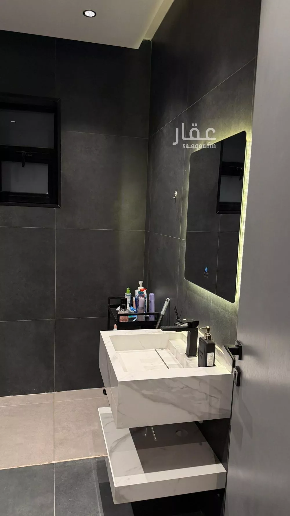 5 bedroom villa in Al Yasmin 7