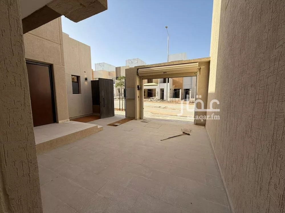 فيلا 5 غرف في العارض 23