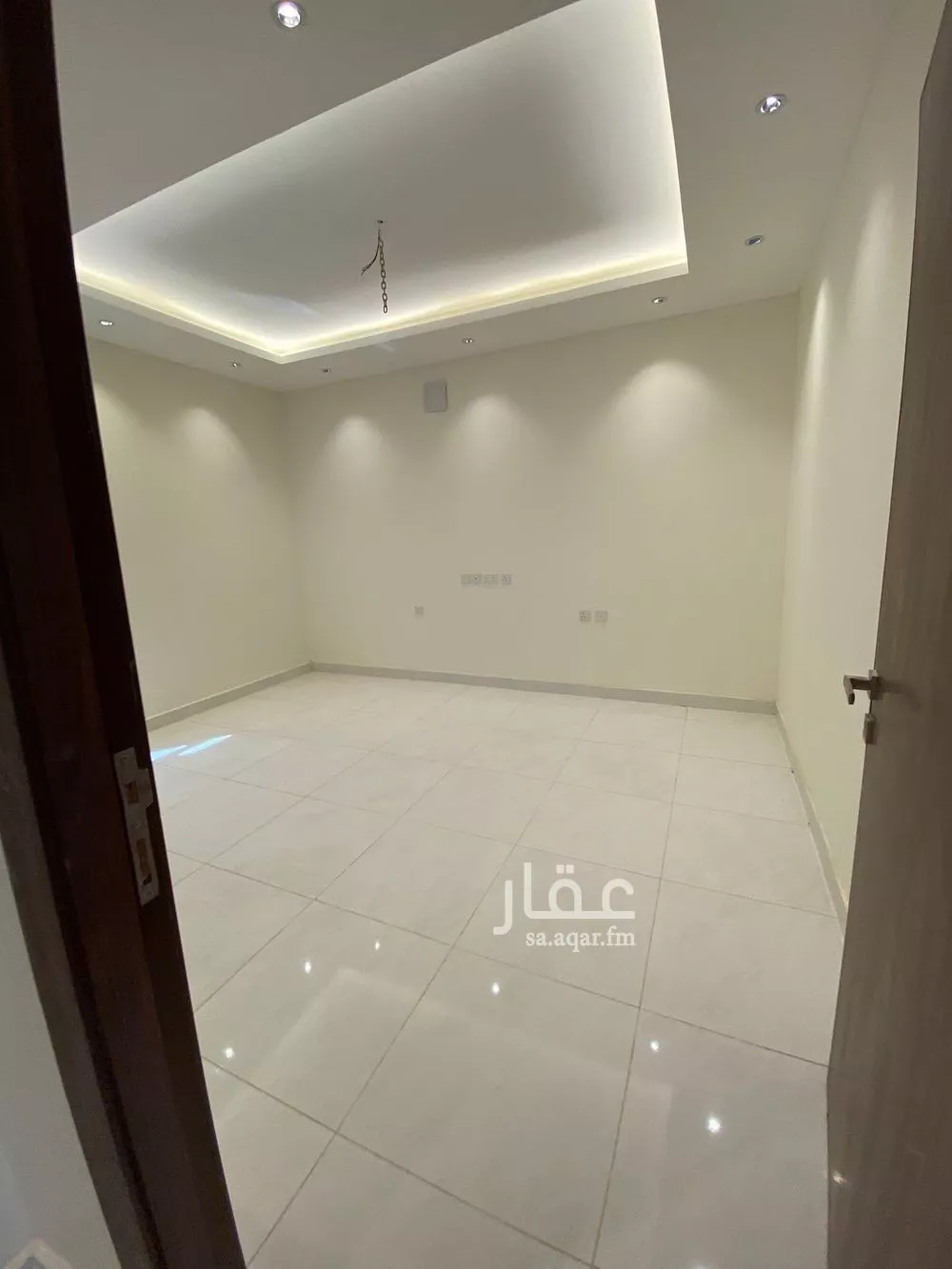 فيلا 3 غرف في الجنادرية 4