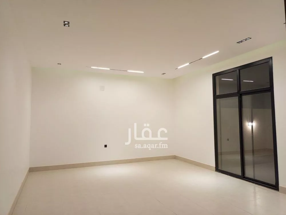 4 bedroom villa in Al Narjis 14