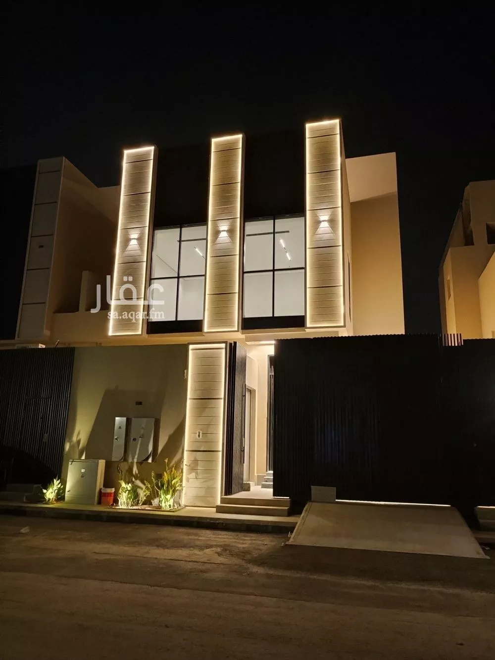 4 bedroom villa in Al Narjis 19