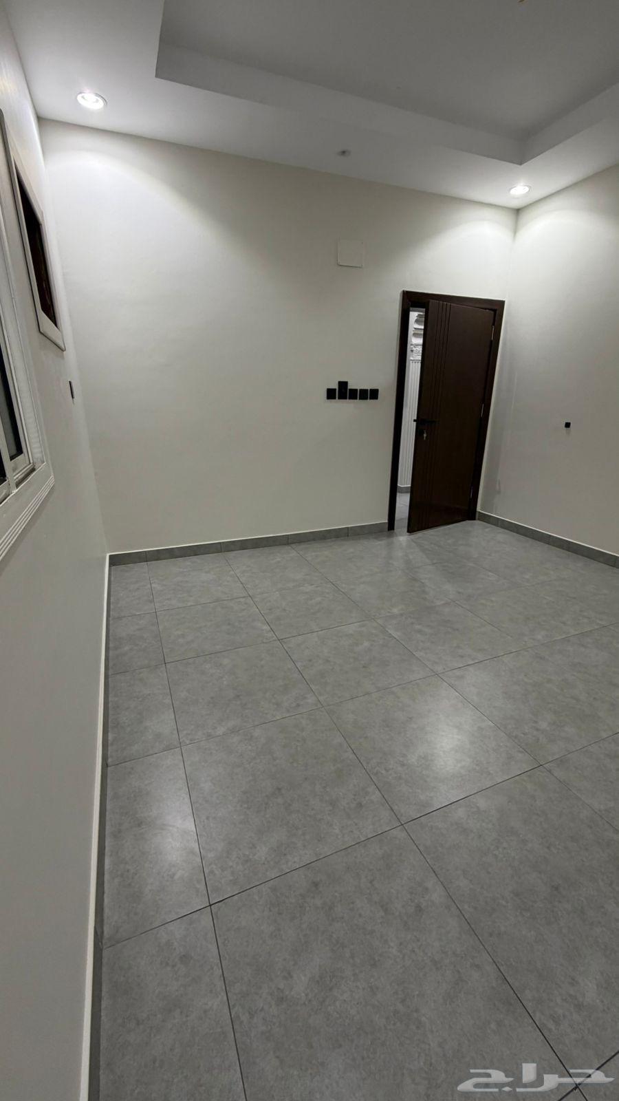 3 bedroom apartment in Al Hamdaniyah 16